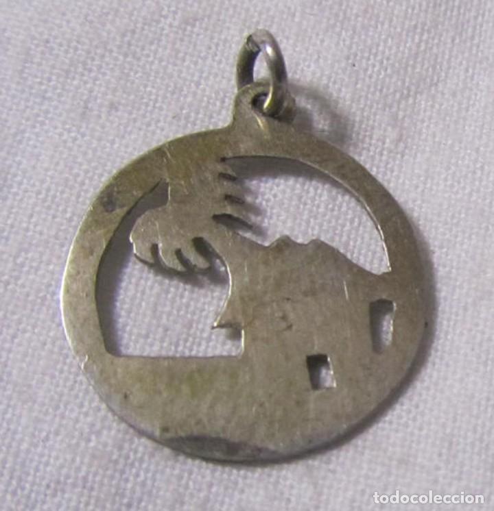 Joyeria: Colgante de plata calada, caba&ntilde;a con palmera - Foto 5