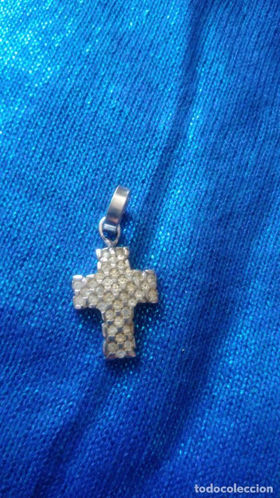 Joyeria: CRUZ PLATEADA Y DE PREDRER&Iacute;A - Foto 3