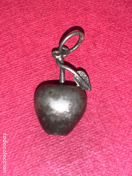 Joyeria: Colgante en plata en forma de manzana. - Foto 1