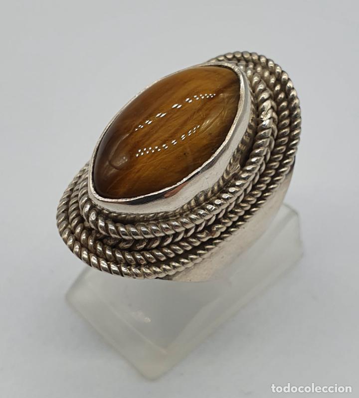 Joyeria: Magnífico anillo antiguo en plata de ley trabajada a mano con gran cabujón de ojo de tigre auténtico - Foto 3 - 245351855