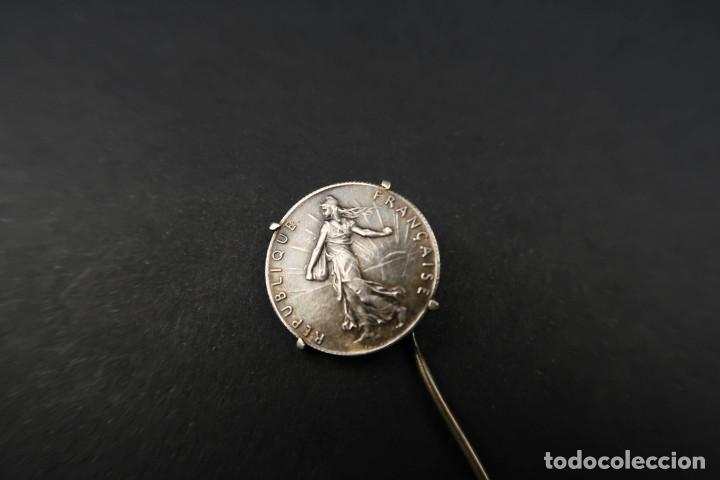 Joyeria: Antiguo Broche de Aguja con Moneda - Foto 4