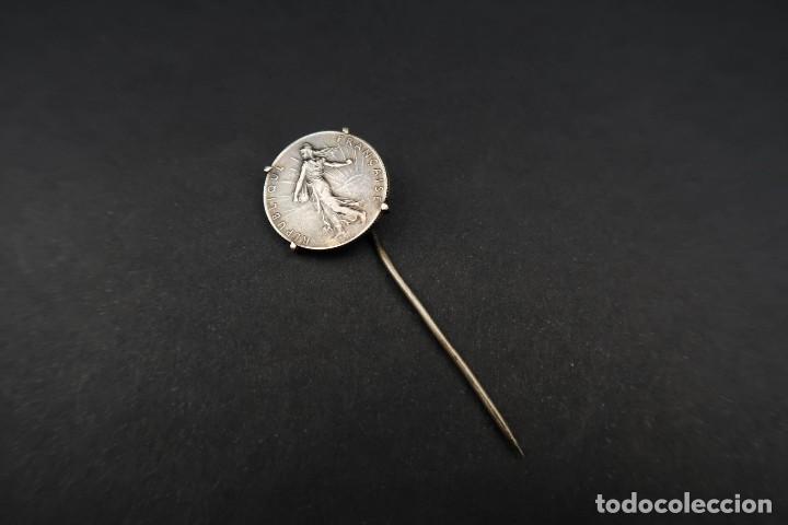 Joyeria: Antiguo Broche de Aguja con Moneda - Foto 5