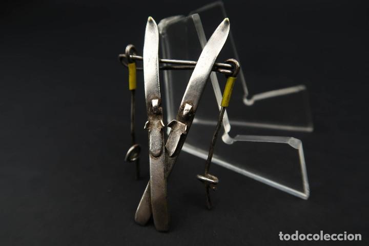 Joyeria: Antiguo Broche Forma Esquis - Foto 1