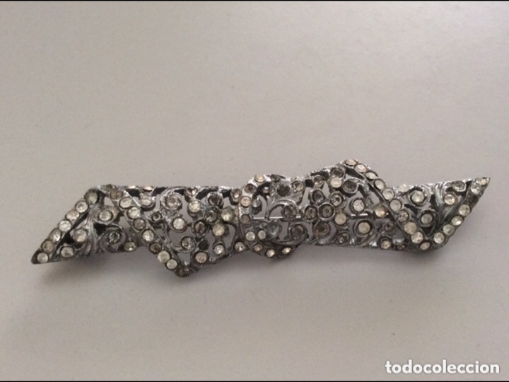 Joyeria: Antiguo broche de metal y circonitas - Foto 1