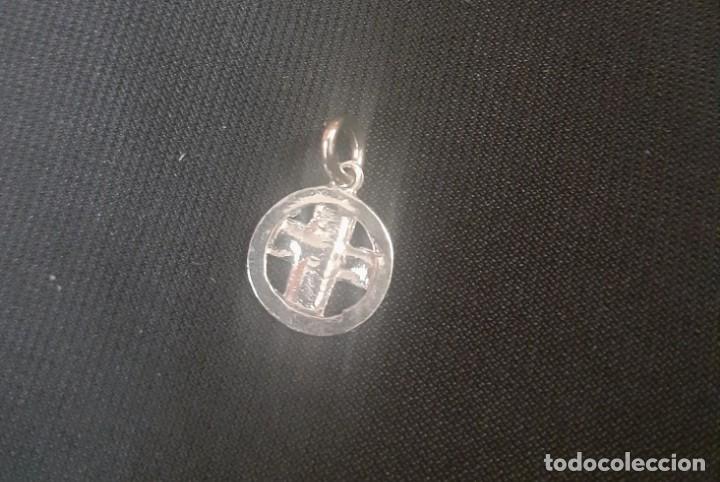 Joyeria: medalla del vaticano Alfa y Omega - Foto 3