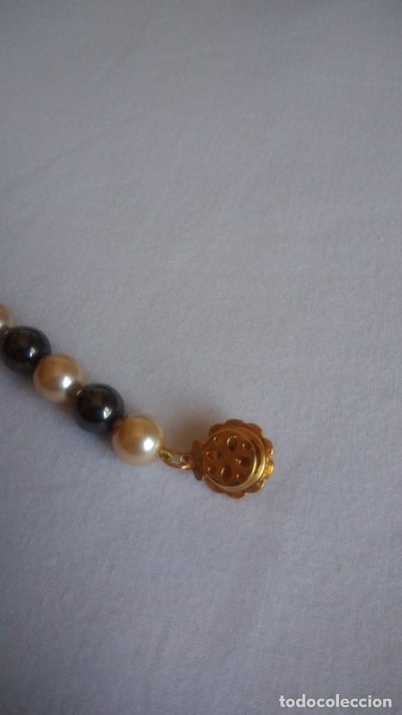 Joyeria: PULSERA PERLAS BLANCAS-NEGRAS - Foto 4