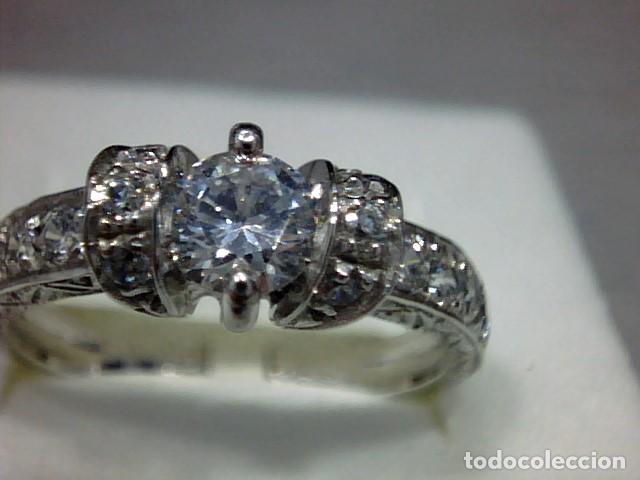 Joyeria: anillo de pedida oro blanco con diamantes - Foto 1