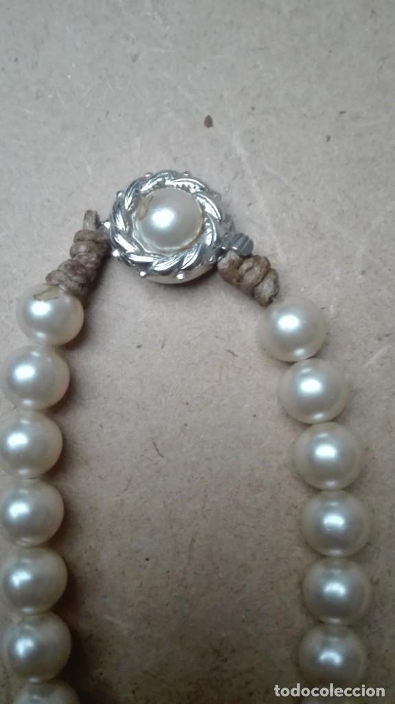 Joyeria: Collar de perlas sint&eacute;ticas con broche - Foto 2