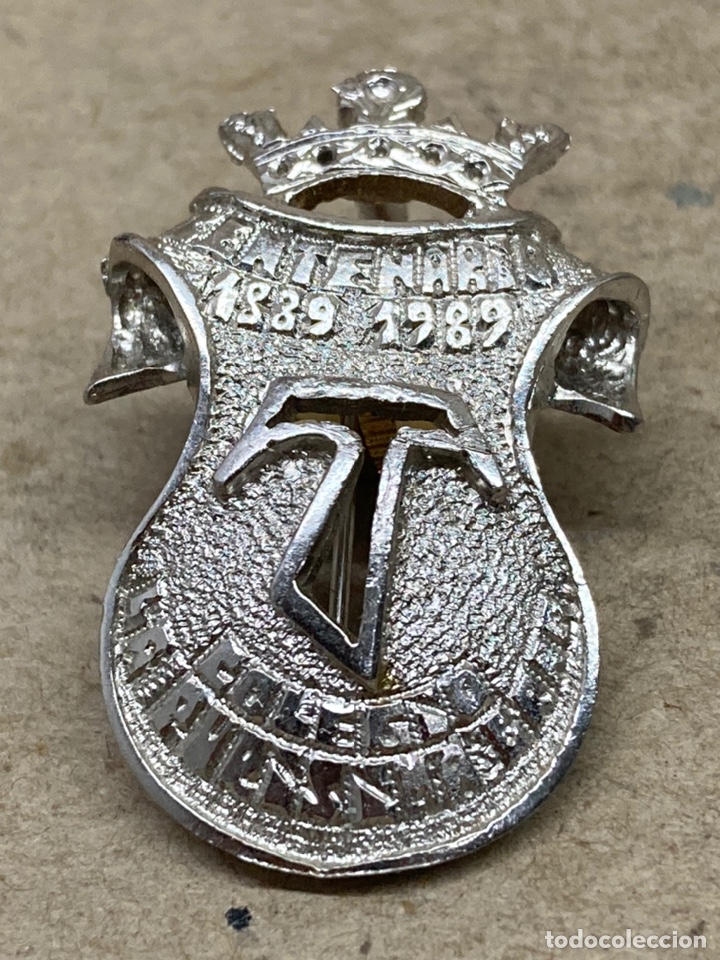 Joyeria: Broche de metal centenario Colegio la Pur&iacute;sima/B39 - Foto 1