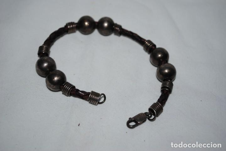 Joyeria: PULSERA DE CUERO Y PLATA . - Foto 1