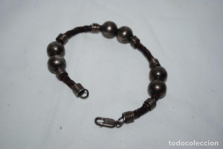 Joyeria: PULSERA DE CUERO Y PLATA . - Foto 3
