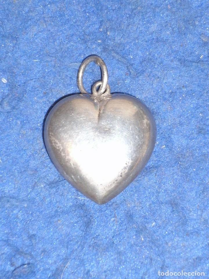Joyeria: COLGANTE CORAZON DE PLATA. - Foto 1