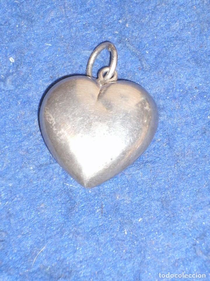 Joyeria: COLGANTE CORAZON DE PLATA. - Foto 2