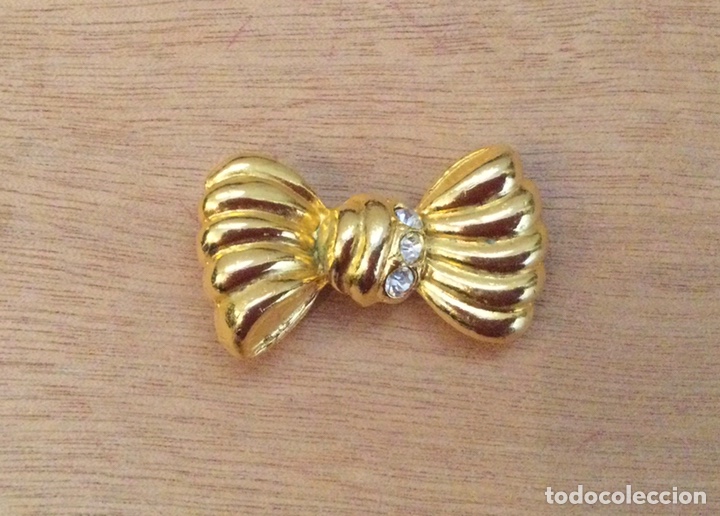 Joyeria: Broche dorado forma lazo - Foto 1