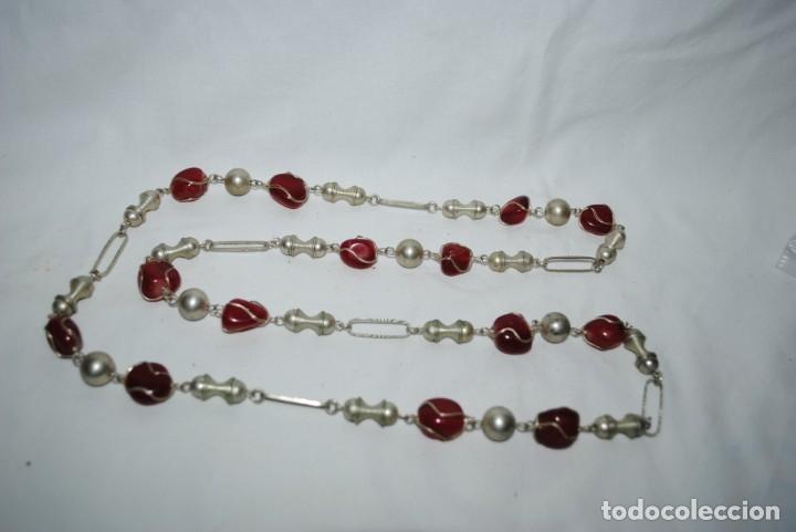 Joyeria: GRAN COLLAR PLATEADO CON PIEDRAS DE COLOR - Foto 2