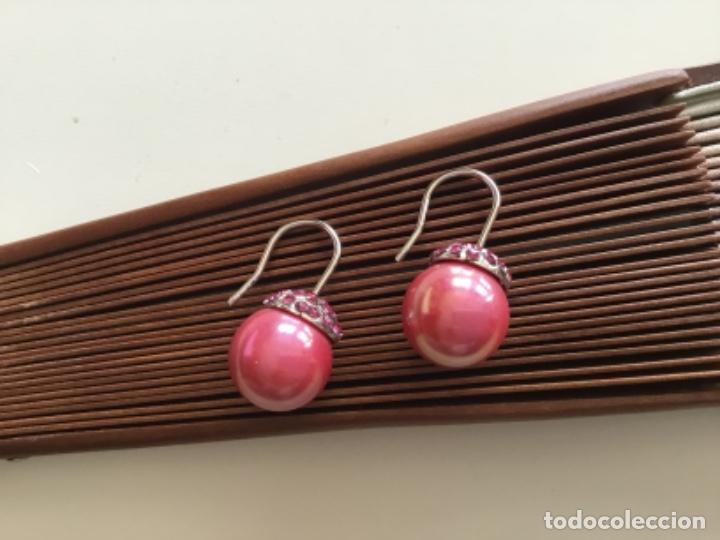 Joyeria: PENDIENTES CON PERLAS DE CRISTAL ROSADO Y STRASS - Foto 4