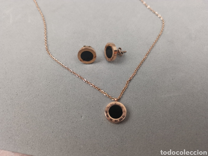 Joyeria: Pendientes y Colgante de Acero inoxidable y oro Rosa. Similares a BVLGARI.