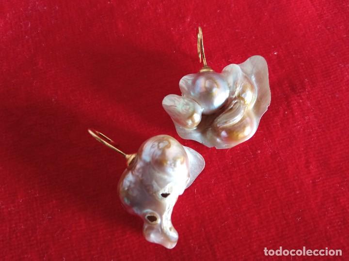 Joyeria: Pendiente de perlas y madreperla. - Foto 3