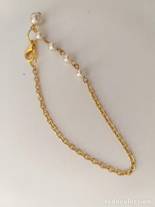 Joyeria: Pulsera. Cadena Dorada y perlas de imitaci&oacute;n. 20 cm. - Foto 3