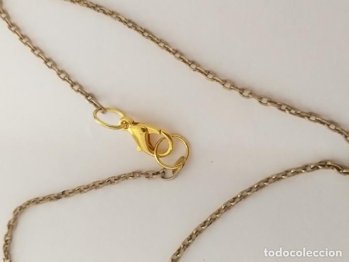 Joyeria: Cadena dorada con colgante. 78 cm de largo - Foto 7