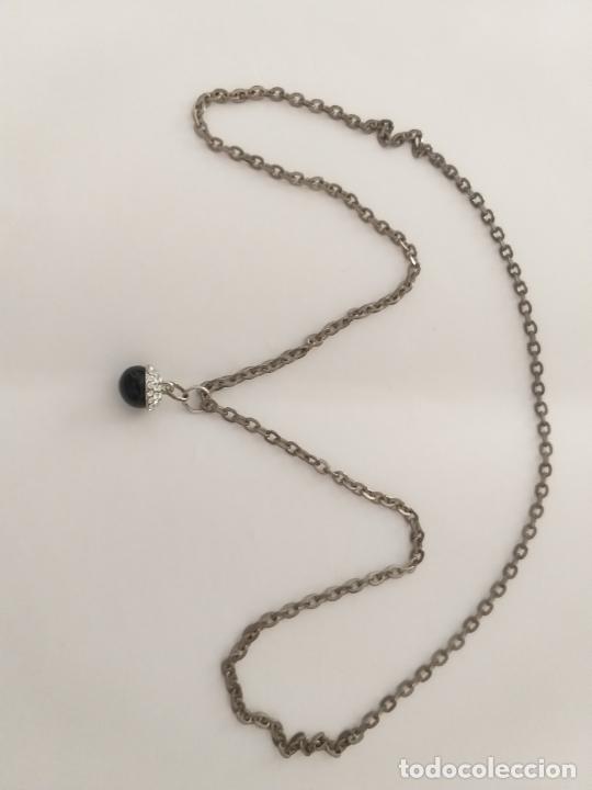 Joyeria: Cadena plateada con colgante. 66 cm de largo - Foto 5