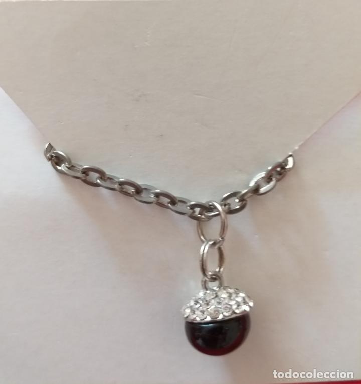 Joyeria: Cadena plateada con colgante. 66 cm de largo - Foto 7