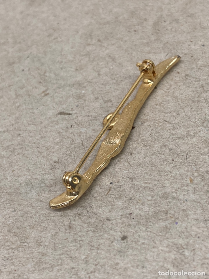 Joyeria: Broche de bisuter&iacute;a dorada - Foto 2