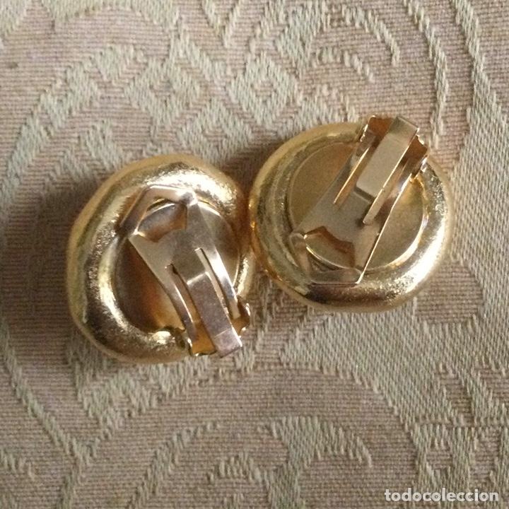 Joyeria: PENDIENTES DE BOT&Oacute;N DE METAL A&Ntilde;OS 80 - Foto 6