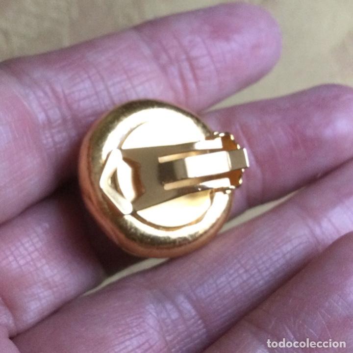 Joyeria: PENDIENTES DE BOT&Oacute;N DE METAL A&Ntilde;OS 80 - Foto 8