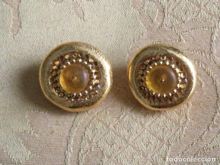 Joyeria: PENDIENTES DE BOT&Oacute;N DE METAL A&Ntilde;OS 80 - Foto 1