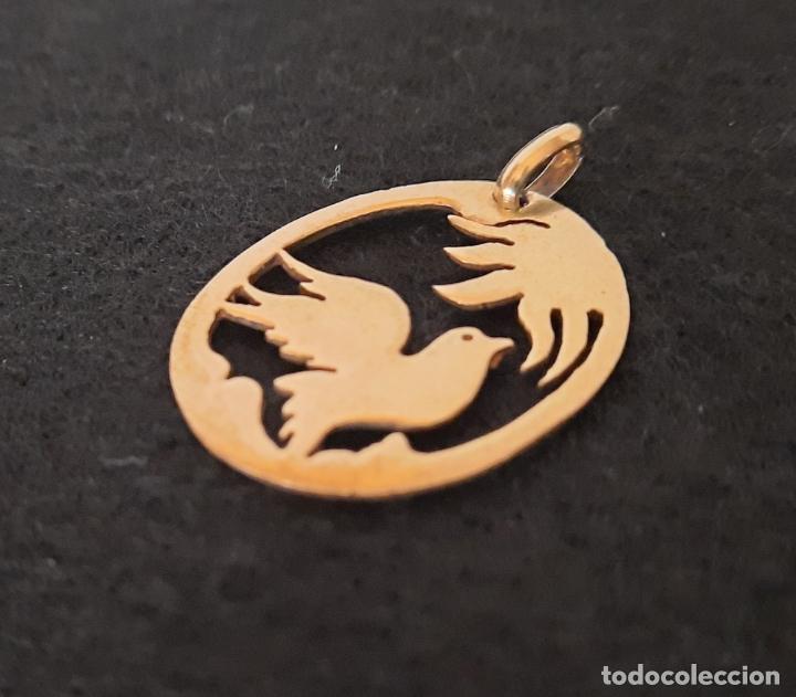 Joyeria: MEDALLA DE PLATA CON BA&Ntilde;O DORADO. - Foto 2