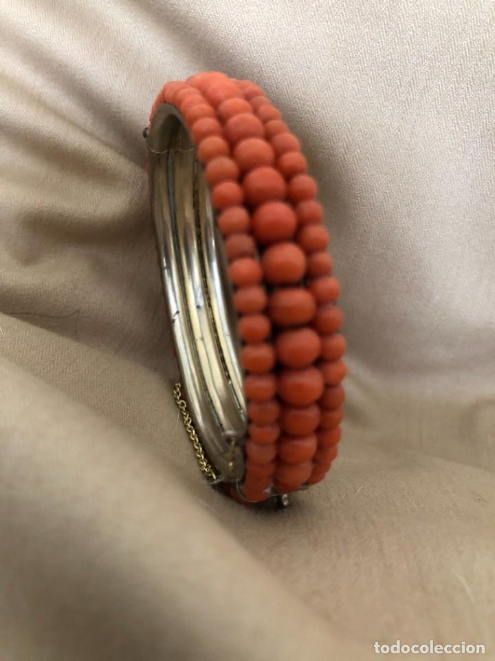 Joyeria: PULSERA RIGIDA CORAL MEDITERRANEO - Foto 3