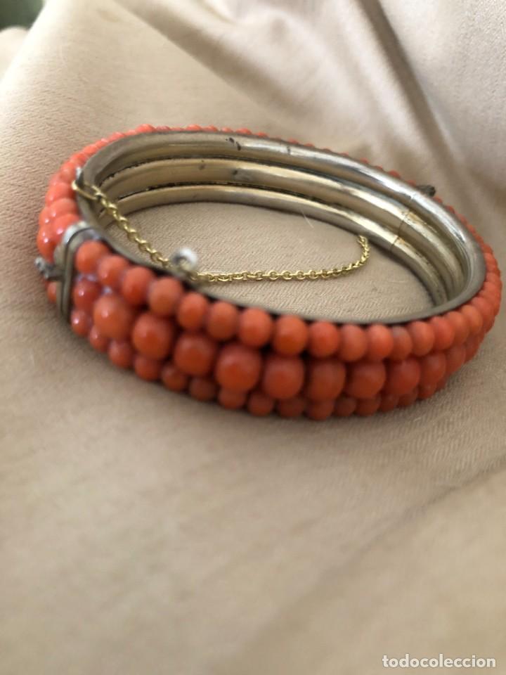 Joyeria: PULSERA RIGIDA CORAL MEDITERRANEO - Foto 4