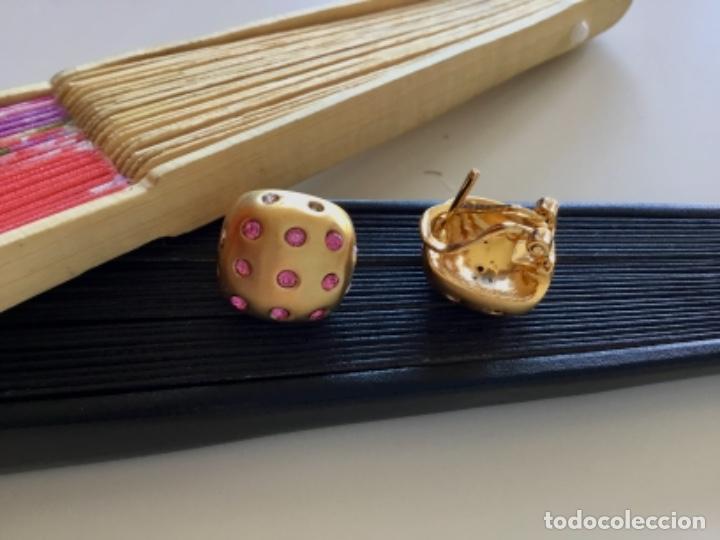 Joyeria: PENDIENTES CHAPADOS EN ORO. CRISTAL. OMEGA - Foto 3