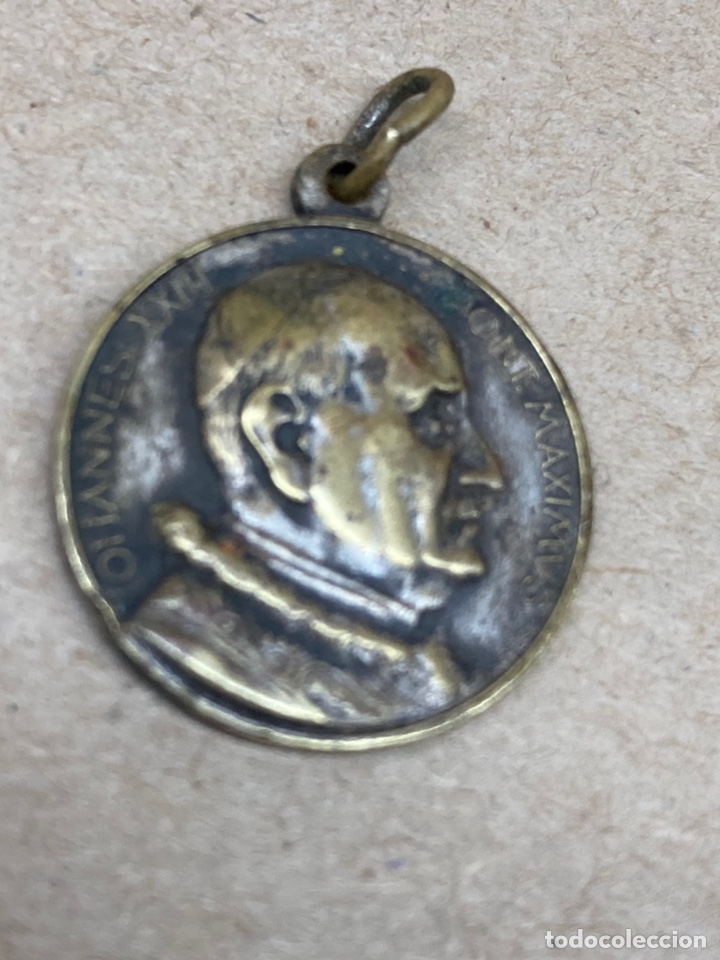 Joyeria: Colgante de metal religioso - Foto 1