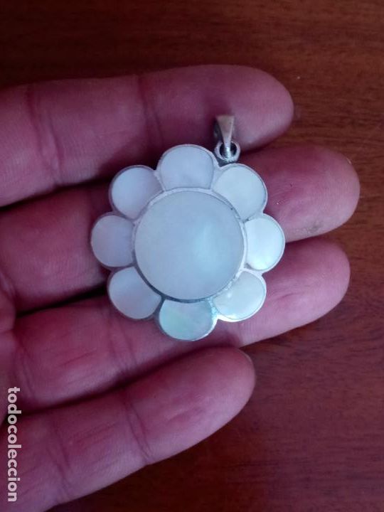 Joyeria: Colgante flor de nacar y plata - Foto 4