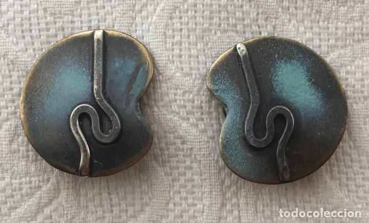 Gioielleria: Pendientes clip de lat&oacute;n pintado. Originales hechos a mano. Bisuter&iacute;a a&ntilde;os 80.