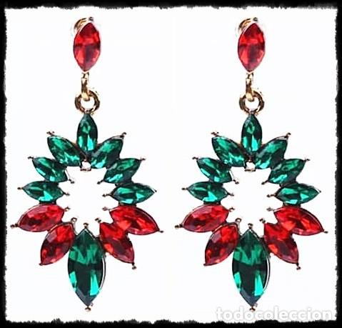 Joyeria: BONITOS PENDIENTES CON SIMIL A ESMERALDAS Y RUBIS EN FORMA DE GOTAS. - Foto 1