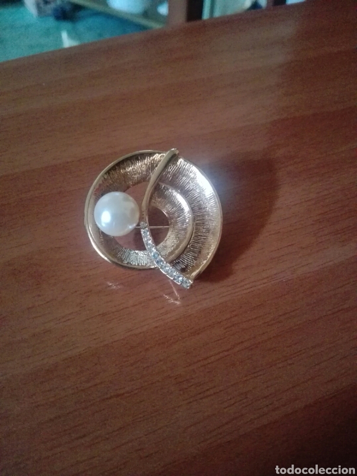 Joyeria: Broche chapado en oro 9k con pedreria - Foto 1