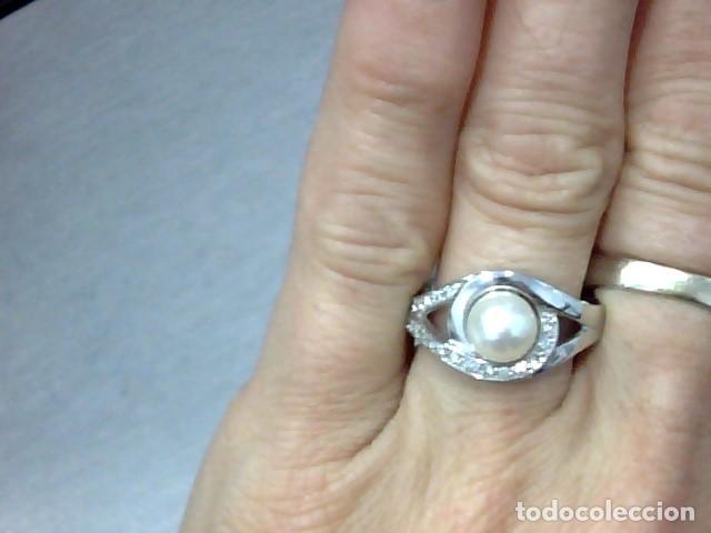 Joyeria: Anillo oro blanco 18 kts con perla - Foto 3