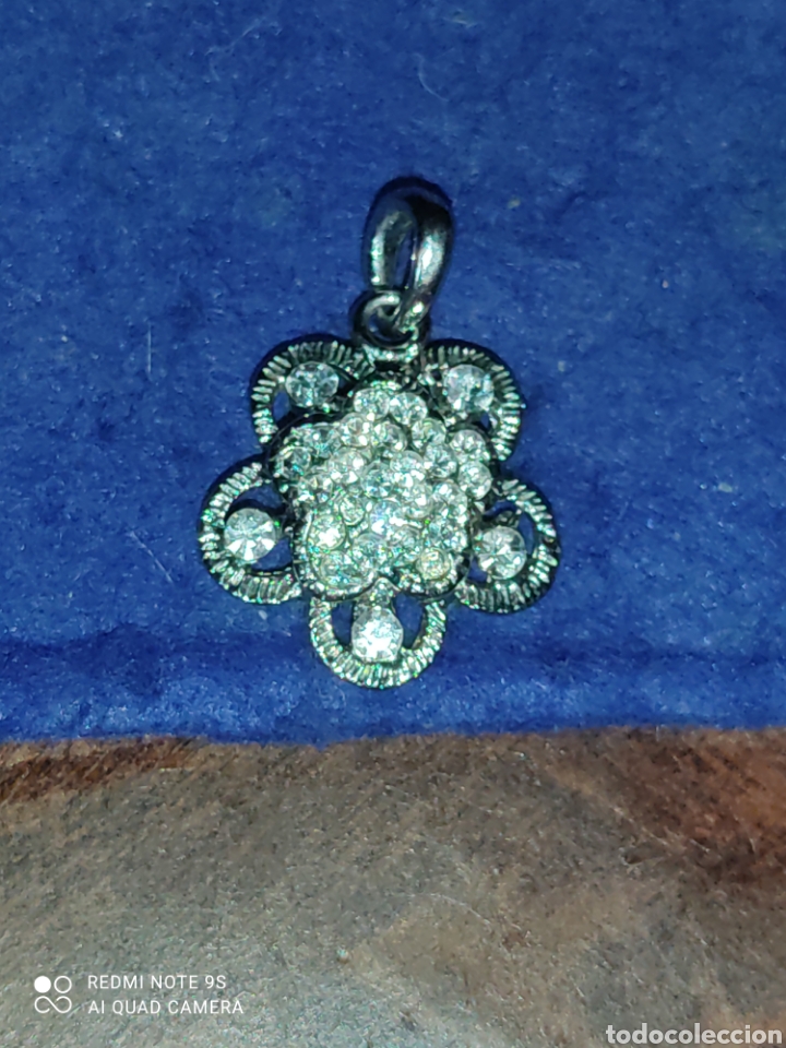 Joyeria: Colgante de rodio con circonitas. - Foto 3