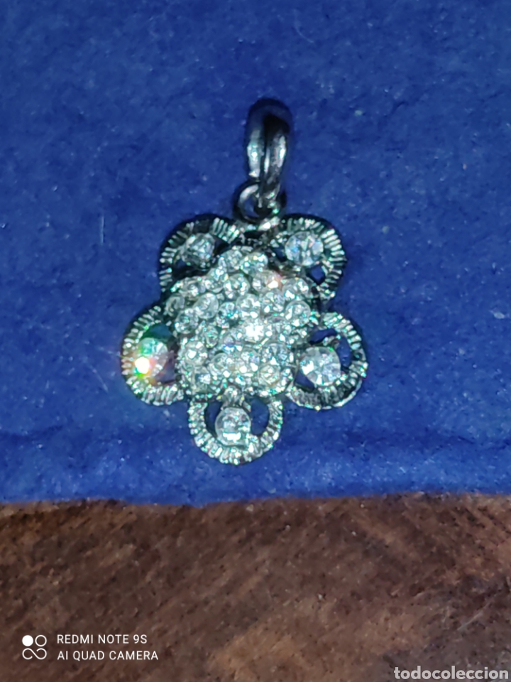 Joyeria: Colgante de rodio con circonitas. - Foto 4