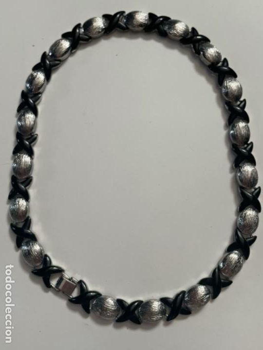 Joyeria: Gargantilla plateada con esmalte negro. - Foto 4