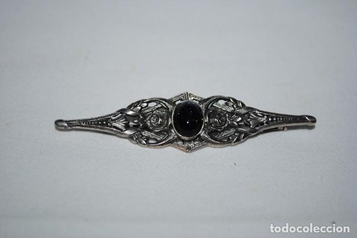 Joyeria: BROCHE ANTIGUO DE PLATA CON CARBUJON MORADO . - Foto 2