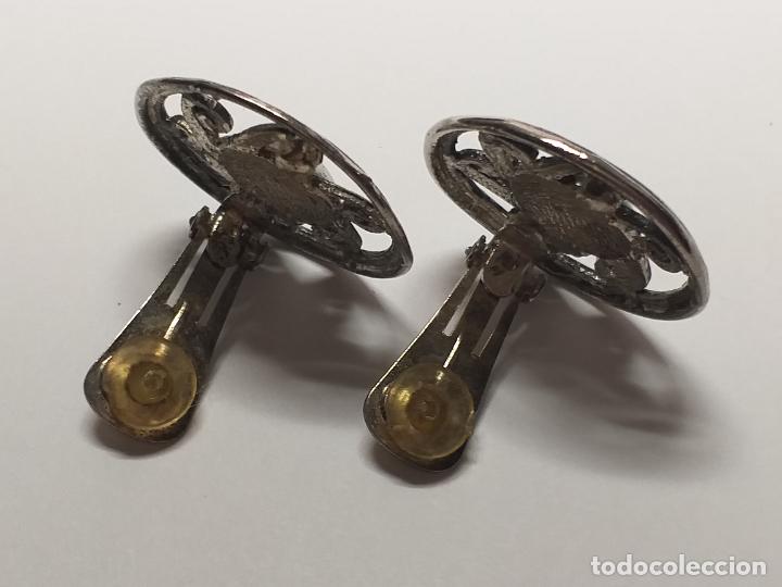 Joyeria: Pendientes de clips. Plateados. Di&aacute;metro 2 cm. - Foto 3