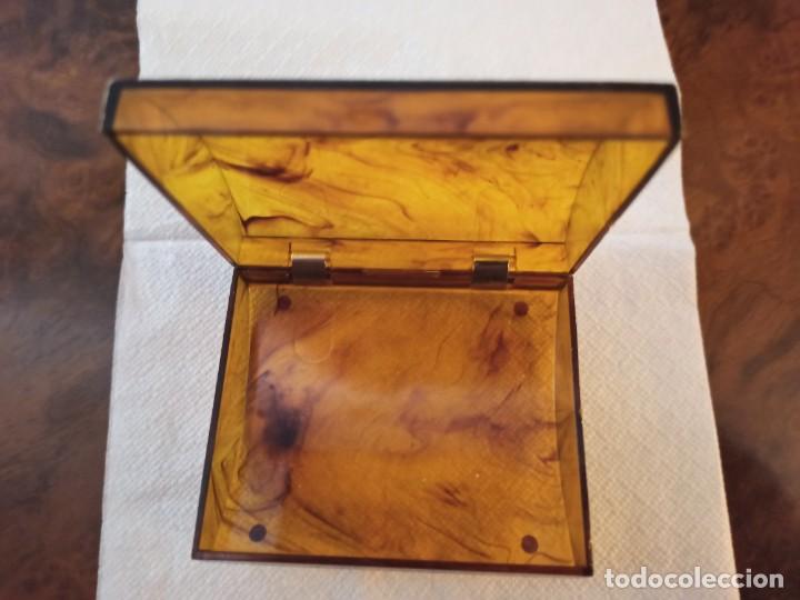 Joyeria: Estuche joya pl&aacute;stico color &aacute;mbar ovalado - Foto 1