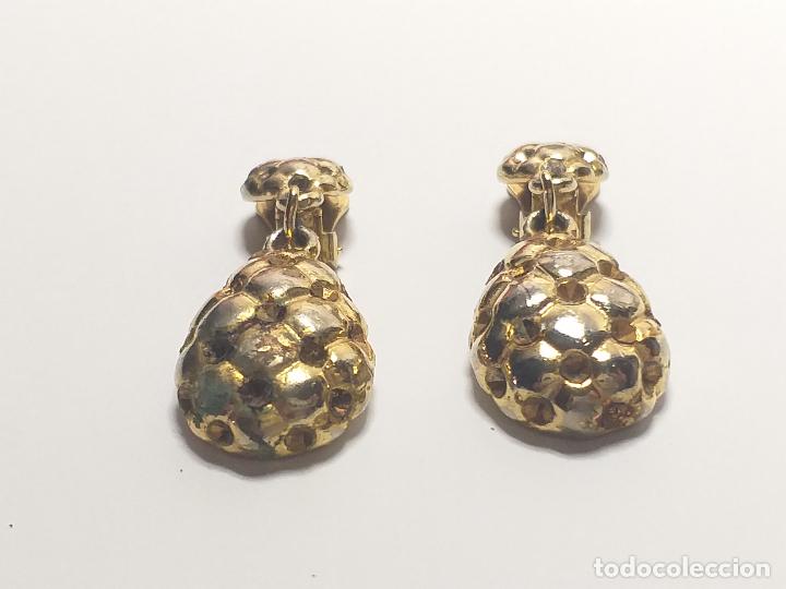 Joyeria: Pendientes antiguos. Cierre clips. Dorados - Foto 2