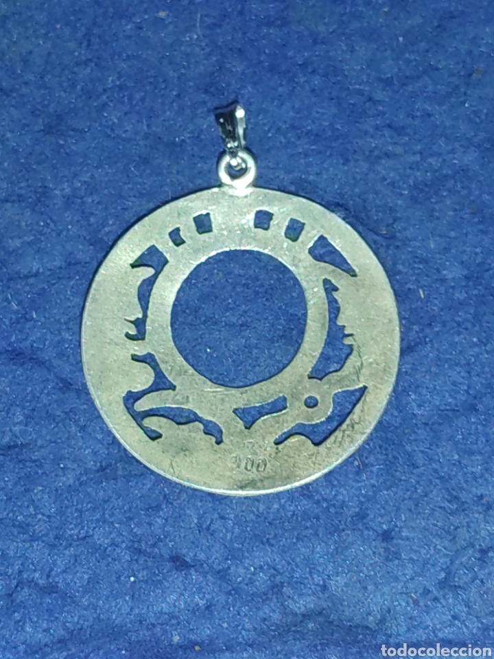 Joyeria: Colgante trabajado de plata. - Foto 4