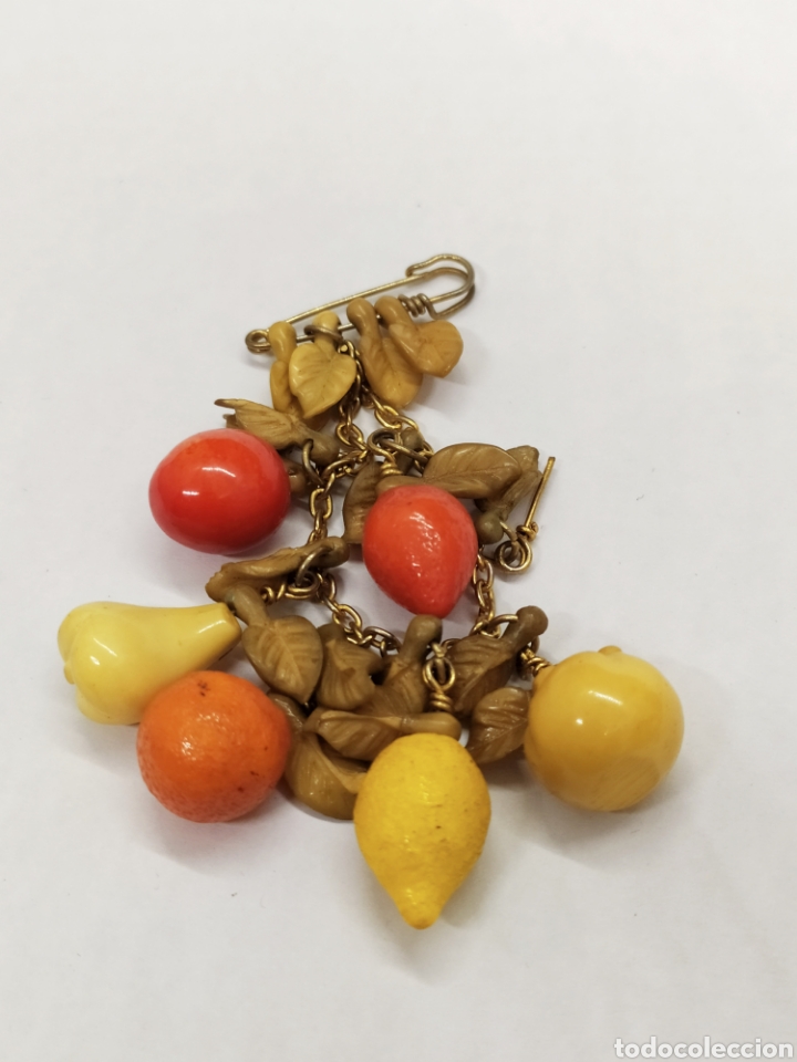 Joyeria: Original broche de frutas de baquelita. - Foto 3