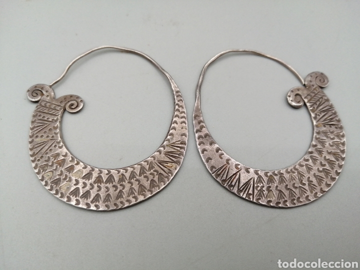 Joyeria: Antiguos pendientes &eacute;tnicos plata repujada - Foto 2